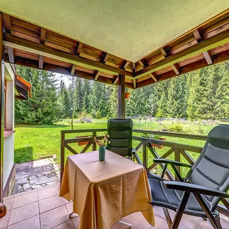 2bd Forest Retreat With Fireplace And Private Terrace By Flаt Mаnаger سموليان