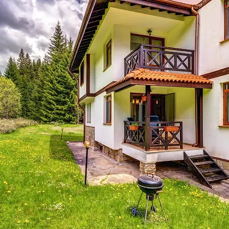 2bd Forest Retreat With Fireplace And Private Terrace By Flаt Mаnаger Апартамент Смолян